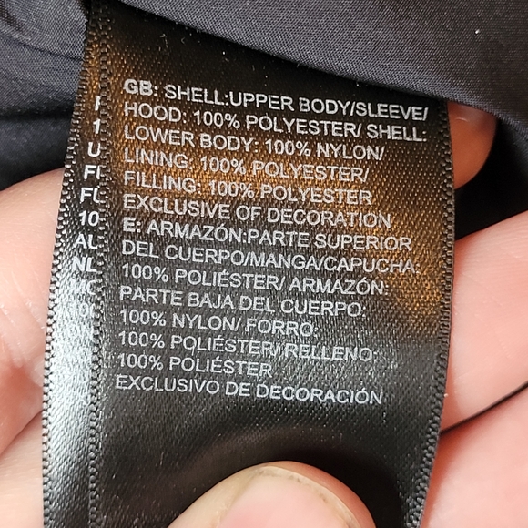 Girls XL 18 (or ladies small) North Face jacket - Picture 4 of 4